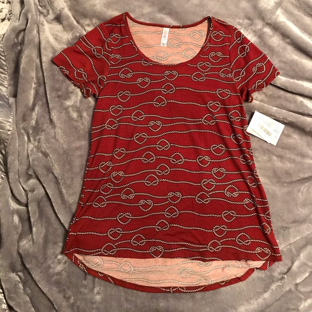 ✨ 4 FOR $10 Heart Rope Classic T